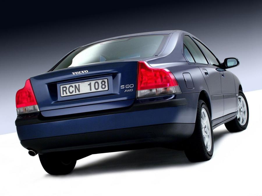  Volvo S60 AWD 2002 года  (фото 7 из 13)